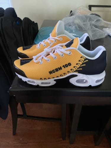 Customer photo review of Personalized Bright colors Sneakers, Custom Pumpkin color Shoes, Unisex Sport Shoes,TN-23020091