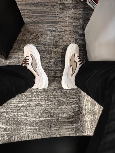 Customer photo review of JAVA Peanut Brown Men's casual sneaker