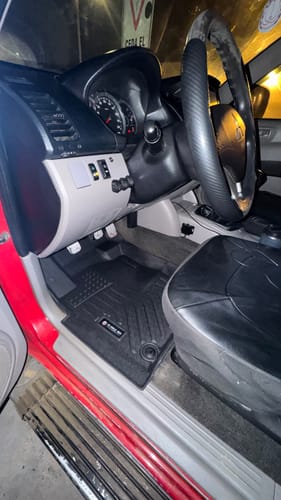 Customer photo review of Pisos Calce Perfecto Mitsubishi L200 años 2010 al 2015