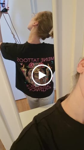 Customer video review of Meine Tattoos mögen dich auch nicht – Oversized T-Shirt