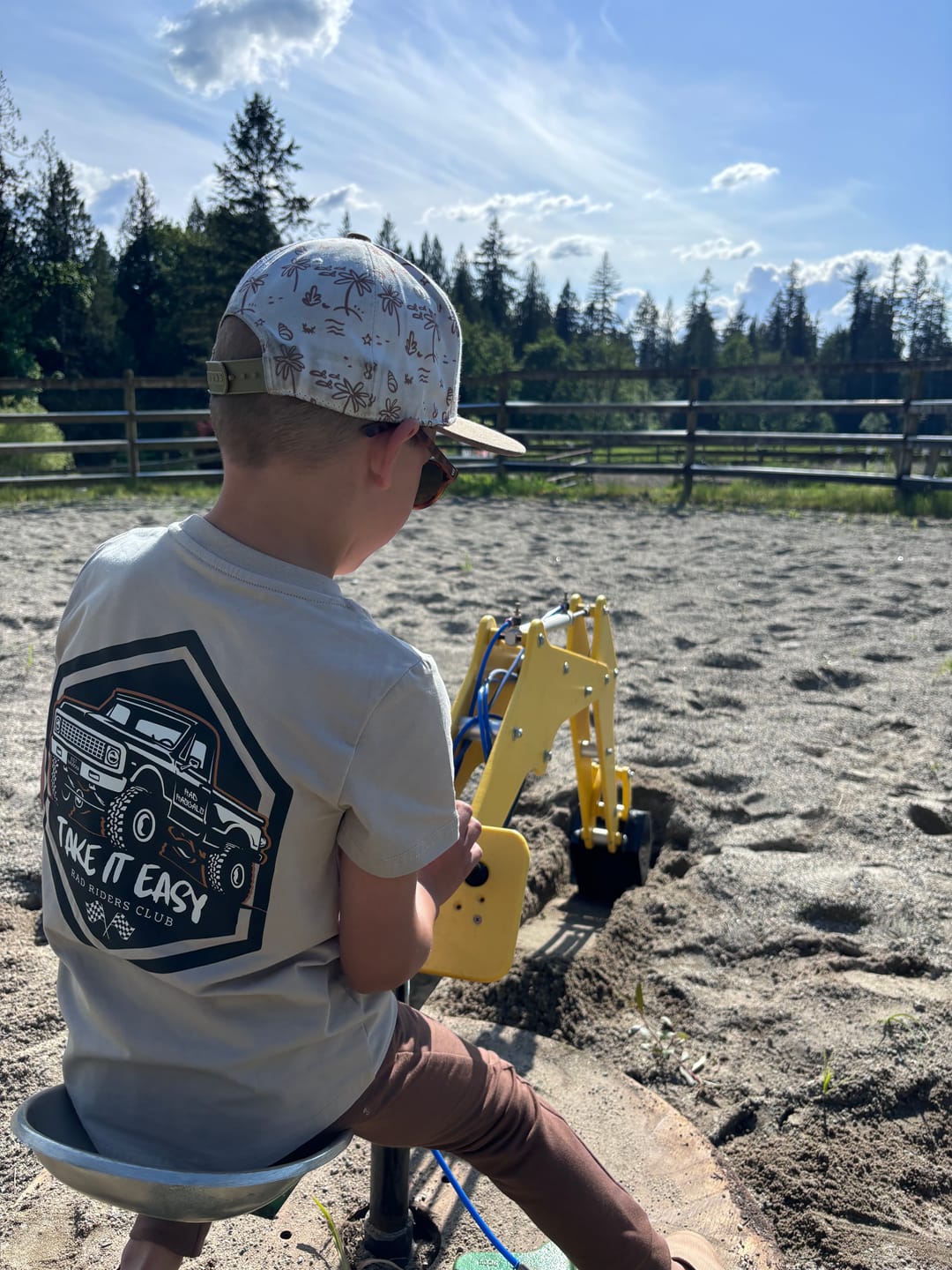 Customer photo review of Take It Easy T-Shirt