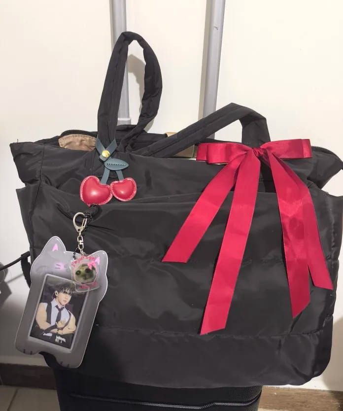 Customer photo review of Alex Puffer Tote Bag