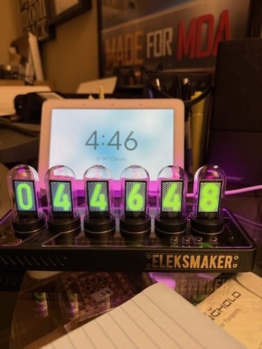 Customer photo review of EleksMaker EleksTube IPS PR3 GEN3 - Digit Clock Gaming Desktop Setup for Gift