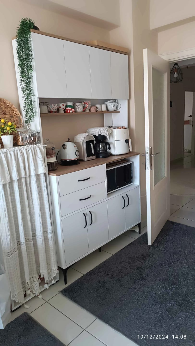 Customer photo review of Rani JE179 Çok Amaçlı Dolap 8 Kapaklı 2 Çekmeceli Kiler Mutfak Dolabı Beyaz - Sepet Ceviz