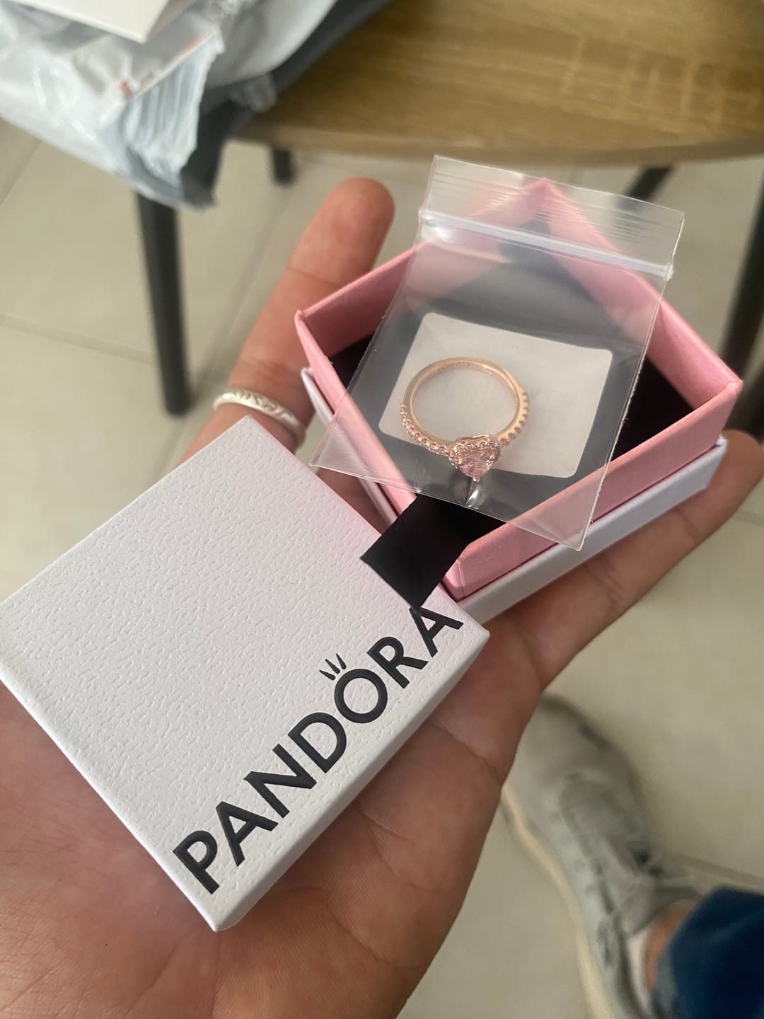 Customer photo review of ANILLO PANDORA PROMESA CORAZON BRILLANTE ELEVADO ORO ROSA + KIT DE REGALO