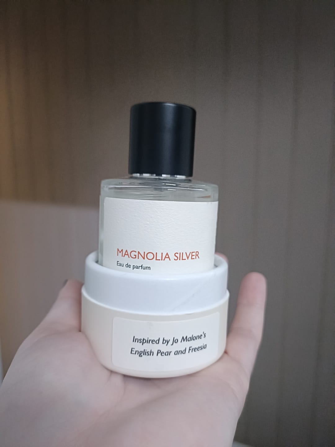 Customer photo review of Magnolia Silver