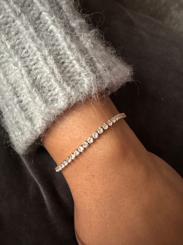 Customer photo review of Tennis Bracelet