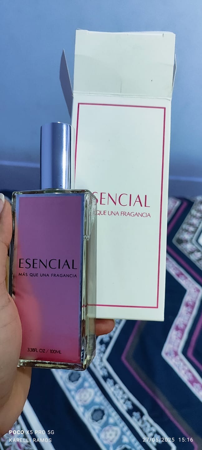 Customer photo review of M210 Inspirado en: Valaya - Parfums de Marly