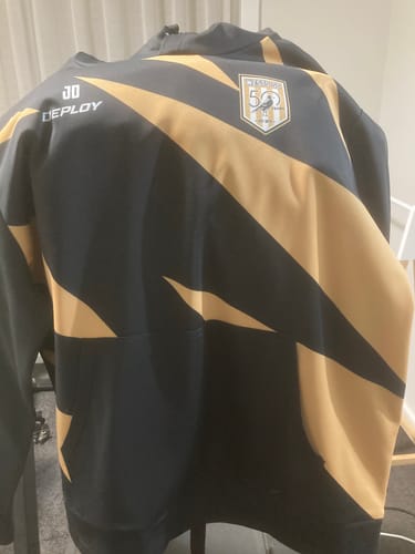 Customer photo review of West Griffith SC - 2025 Versa Hoodie - Mens