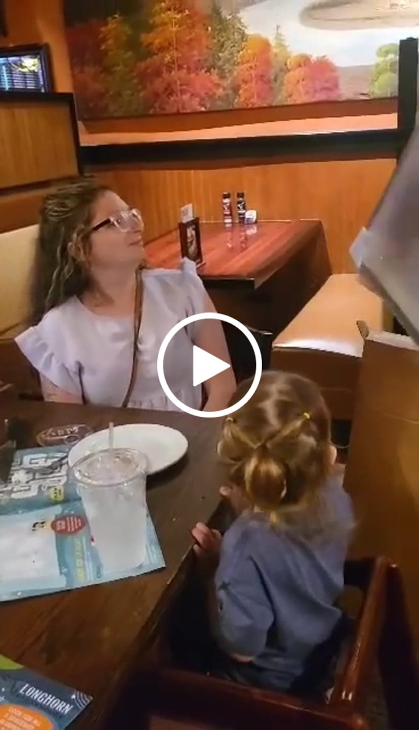Customer video review of #1 Memorialize Artist