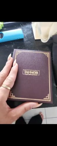 Customer photo review of אריזת מתנה בצורת ספר תנ"ך