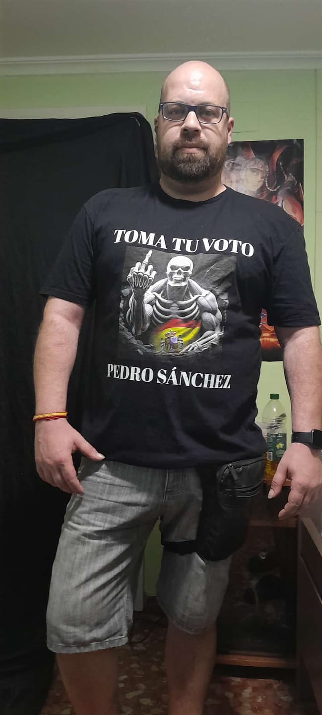Customer photo review of Toma tu voto Pedro Sánchez (quedan pocas unidades)