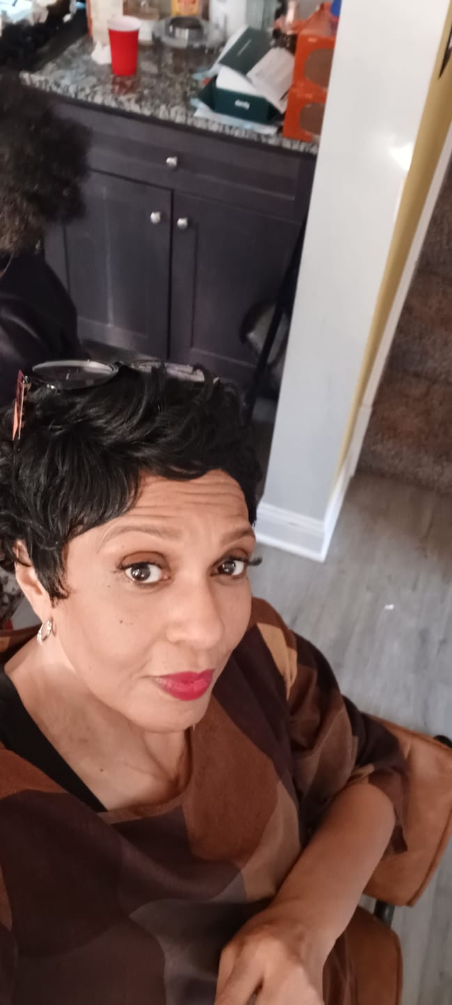 Customer photo review of Sensationnel Instant Fashion Full Wig - ANITA