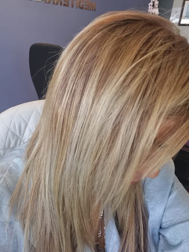 Customer photo review of Schwarzkopf BLONDME Cool Blondes Holiday Gift Set
