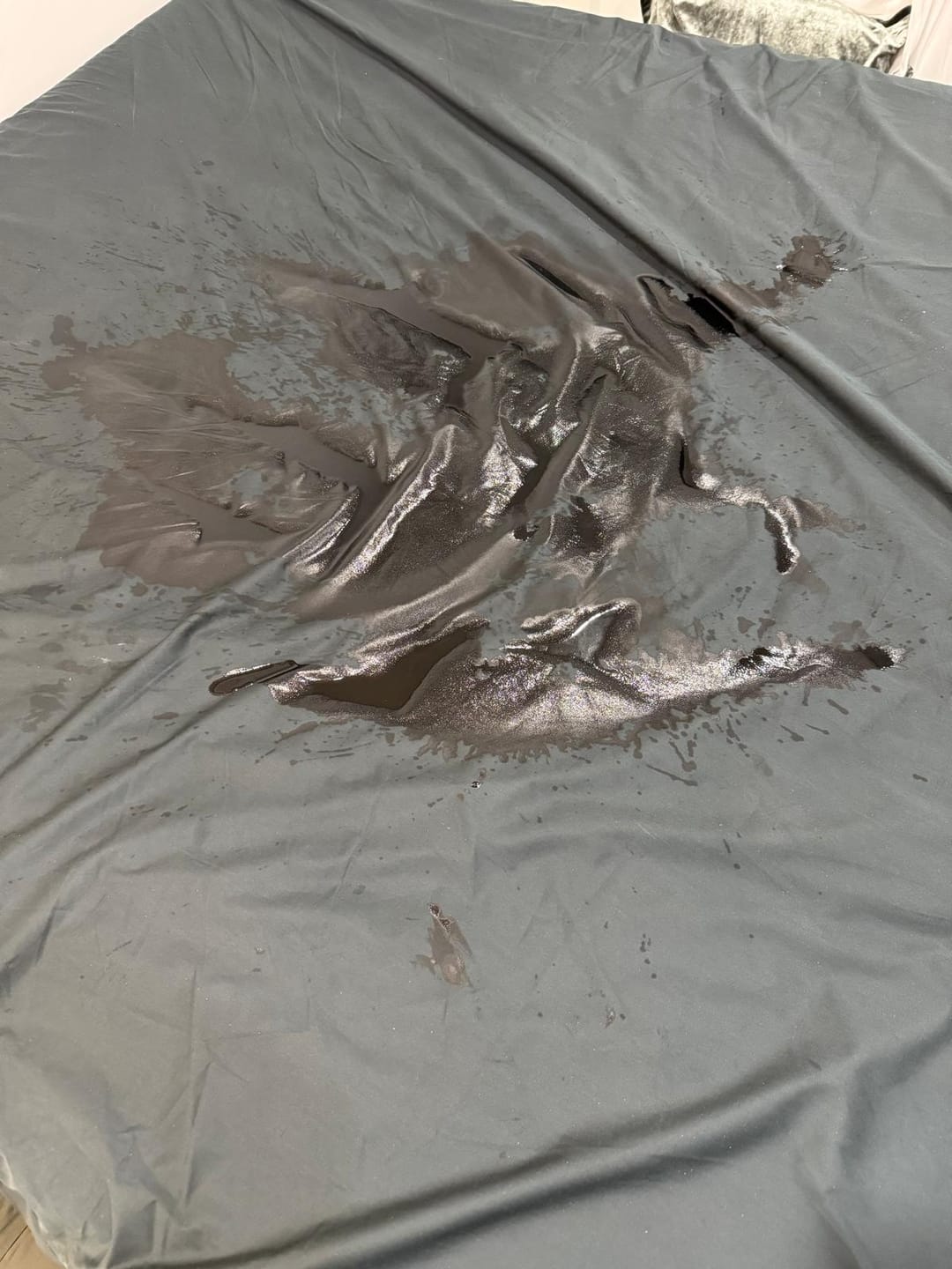Customer photo review of LoveSheet - The waterproof bed sheet with quick-change handles