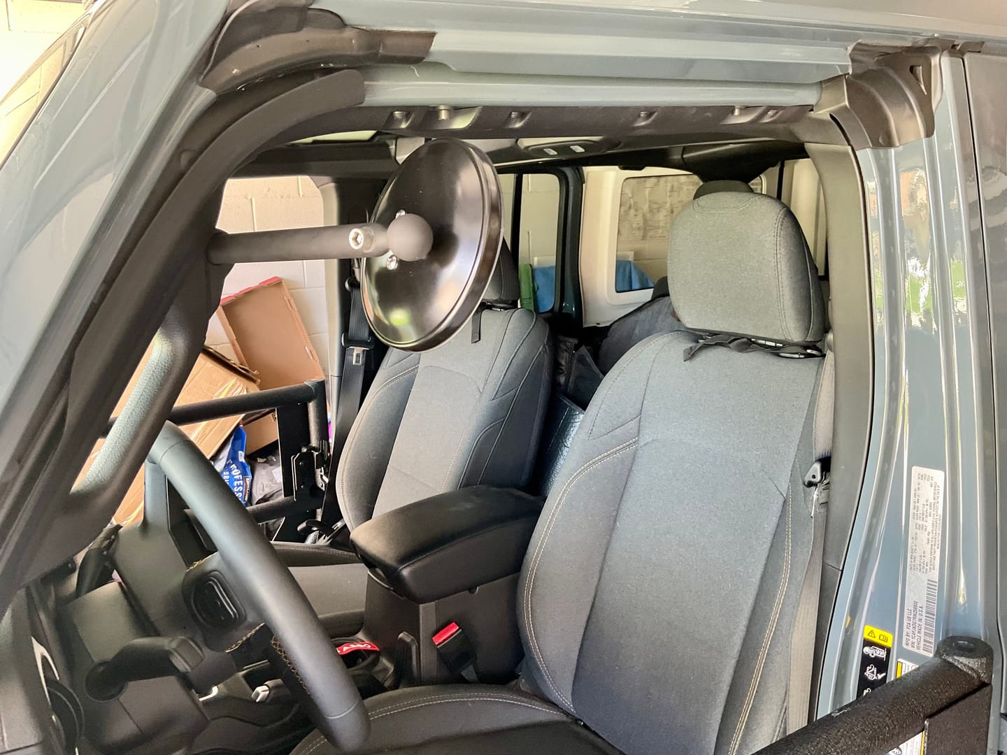 Customer photo review of JL/JLU A-Pillar Side Jeep Mirrors with Base Mount Driver AND Passenger