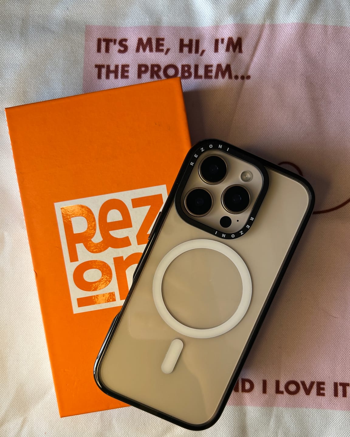 Customer photo review of Reverb 2.0 Impact MagSafe Clear Case