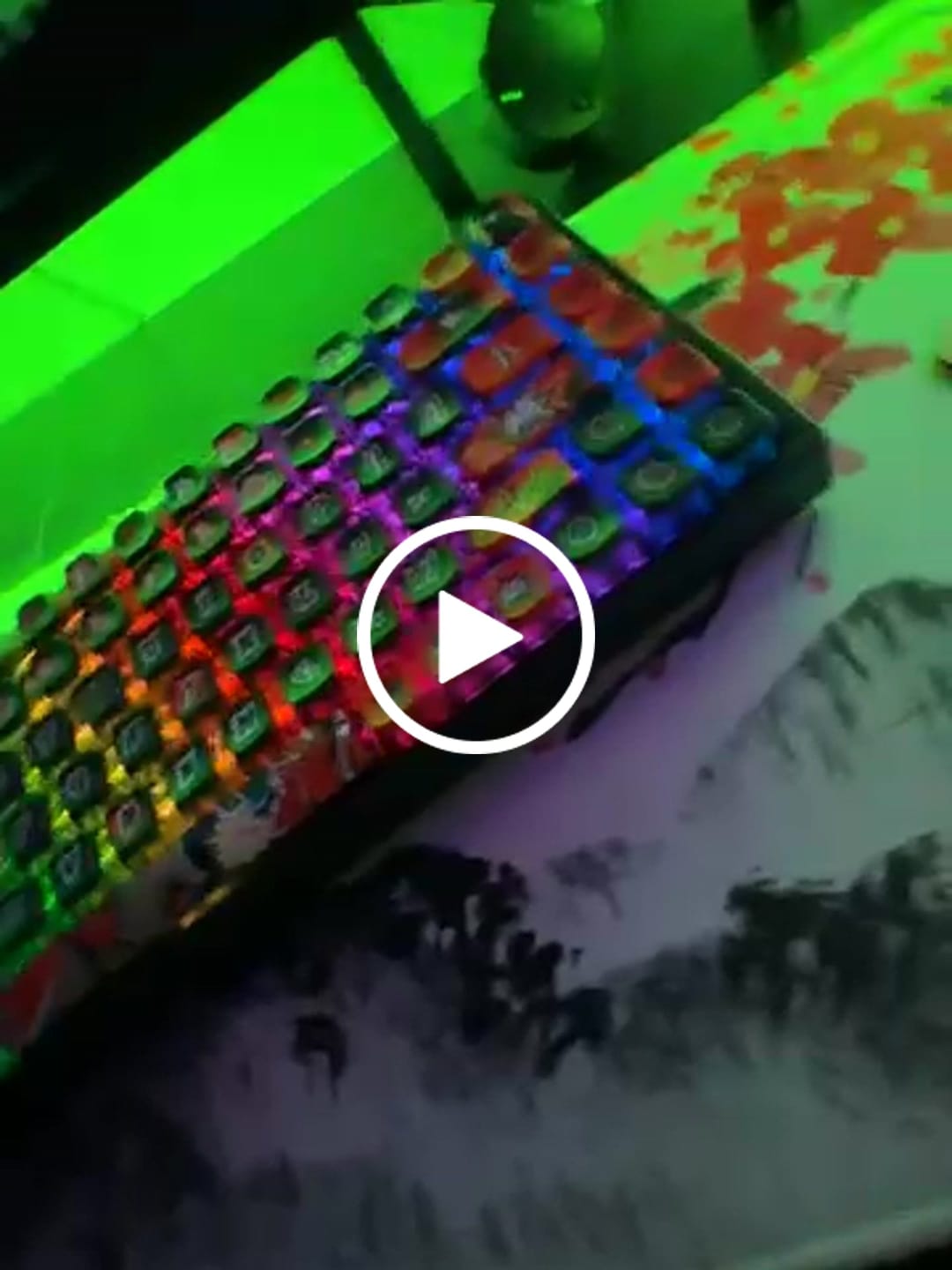 Customer video review of Pudding Four-sided Light-transmitting Anime Keycaps