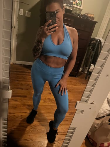 Customer photo review of The Harper Emily Inspire Sports Bra Leggings 2-Piece Set