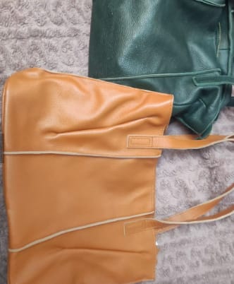 Customer photo review of Sac Cabas Cuir Souple Grand Format – Modèle Sofia