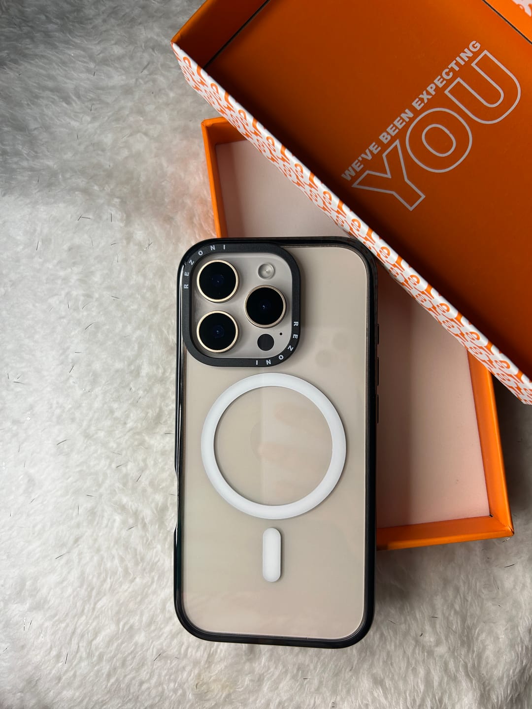 Customer photo review of Reverb 2.0 Impact MagSafe Clear Case