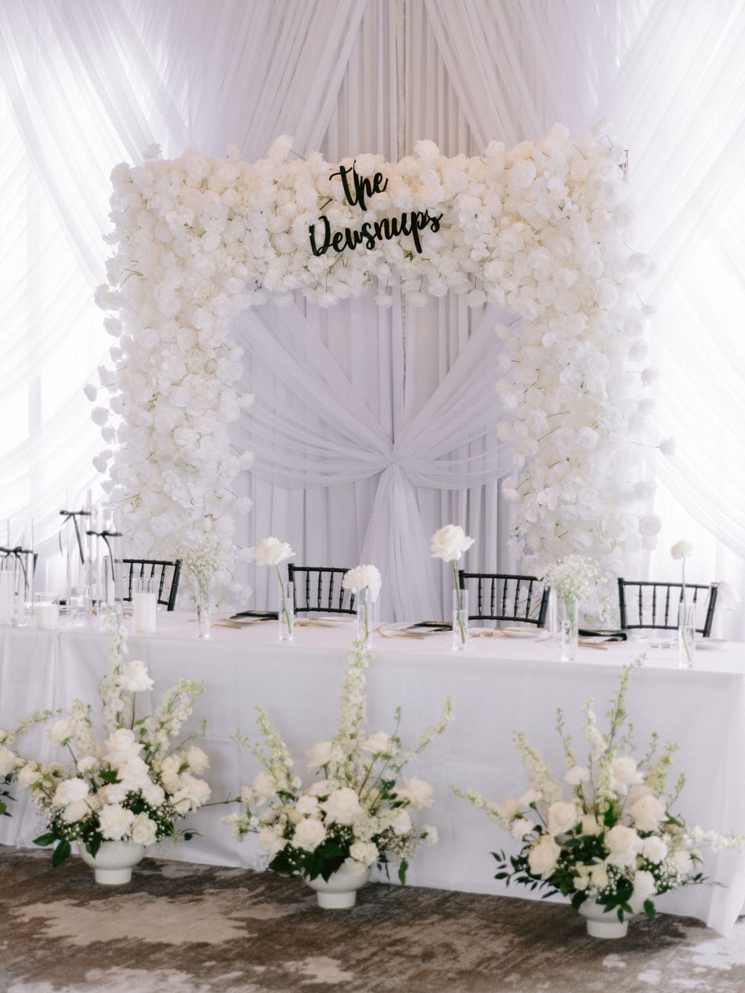 Customer photo review of White Fabric Artificial Flower Wall Arch Wedding Birthday Party Decoration