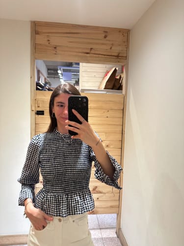 Customer photo review of Blusa Panal Vichy Blue