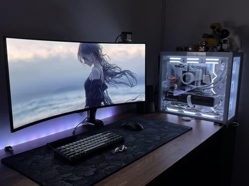 Customer photo review of Cloud Black | Mousepad