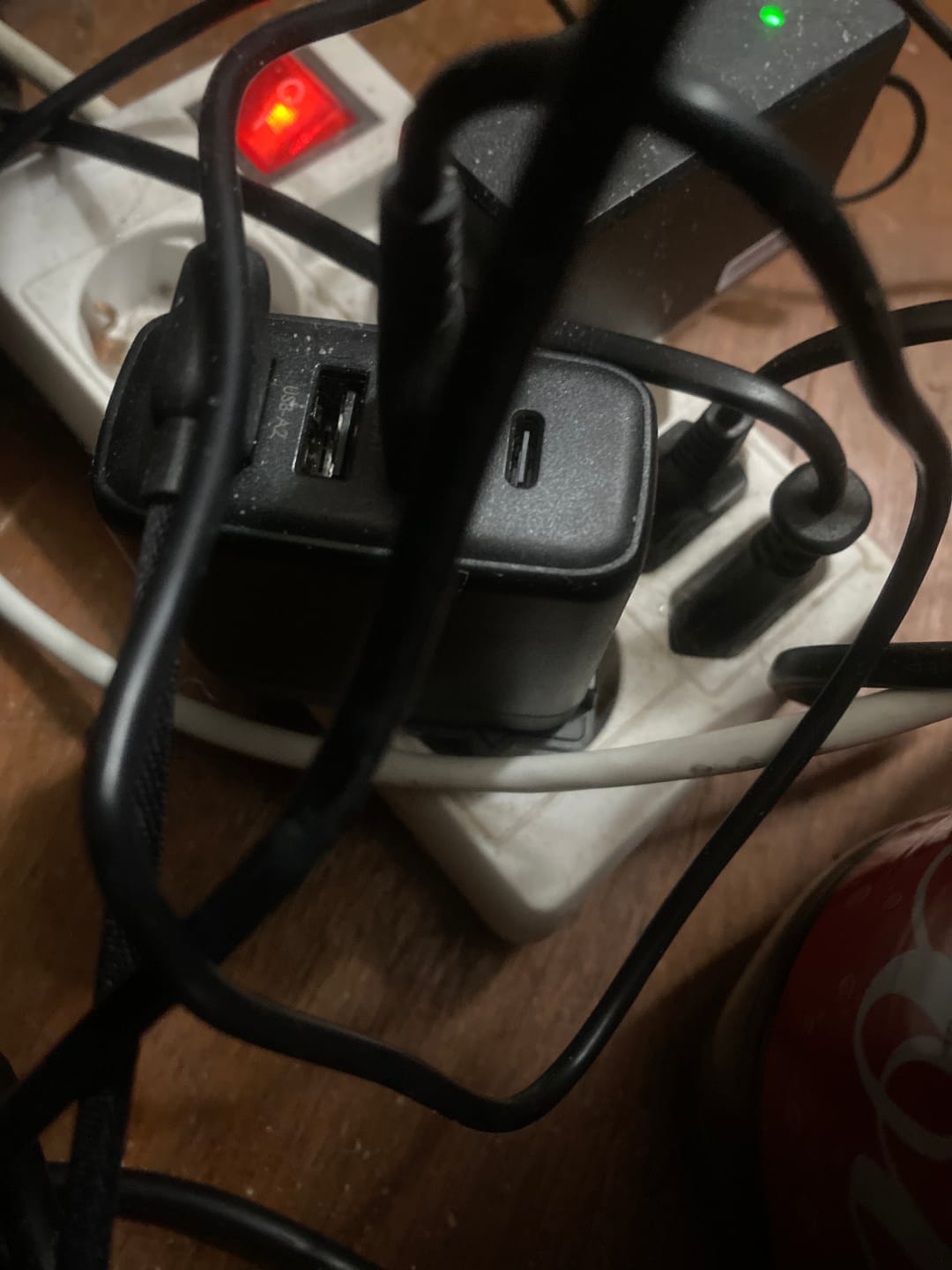 Customer photo review of Titan 45W Travel Plug™