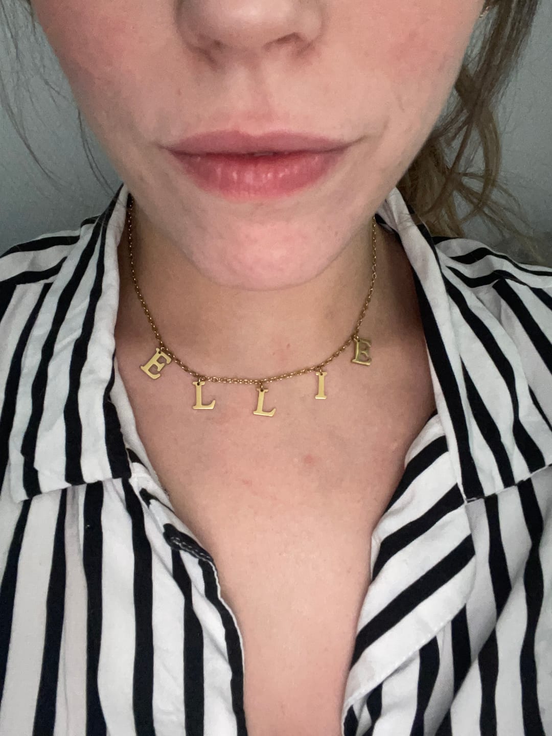 Customer photo review of Collier Prénom Initiales Suspendues Personnalisé