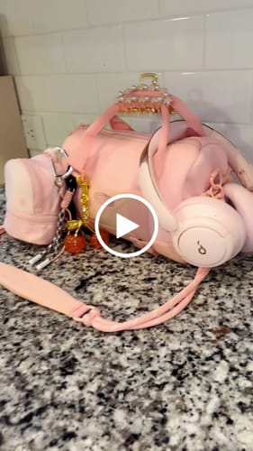 Customer video review of Shipping Protection