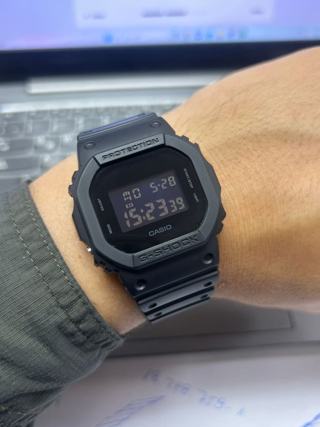Customer photo review of Reloj Casio G-Shock Vintage DW-5600UBB-1 Negro