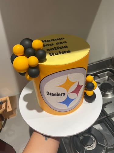 Customer photo review of Themed Edible Image Bubble Cake