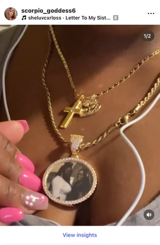 Customer photo review of CLASSIC CIRCLE PHOTO PENDANT