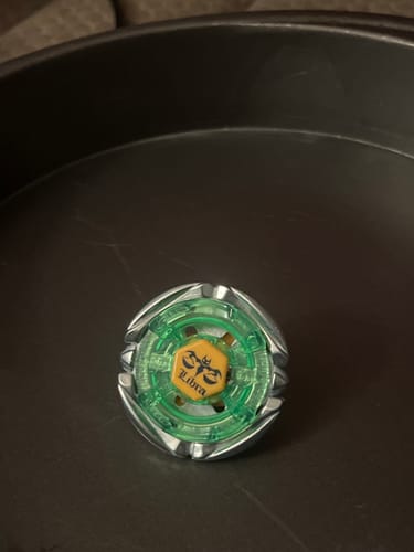 Customer photo review of Takara Tomy Flame Libra Beyblade BB-48 T125ES Metal Fusion