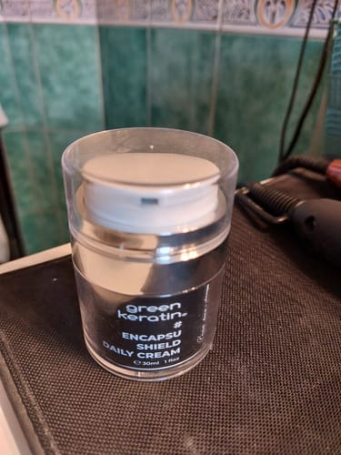 Customer photo review of ENCAPSUSHIELD SPF50 Crème pour le visage