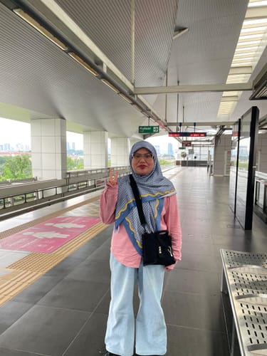 Customer photo review of Bertamu Square (Powder Blue)