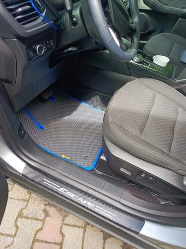 Customer photo review of Dywaniki samochodowe na zamówienie - Przód