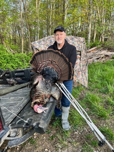 Customer photo review of Hunting Chair Adjustable Height 360°  Swivel Blind Chair With Armrests