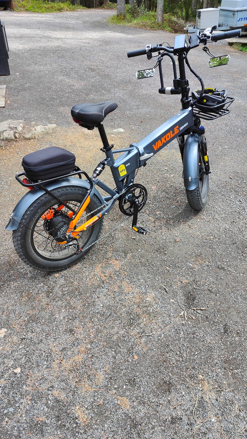 Customer photo review of Vakole CO20 MAX 750W*2 Dual Motor 20" Folding Fat Bike 960Wh with Torque Sensor 20Ah Battery