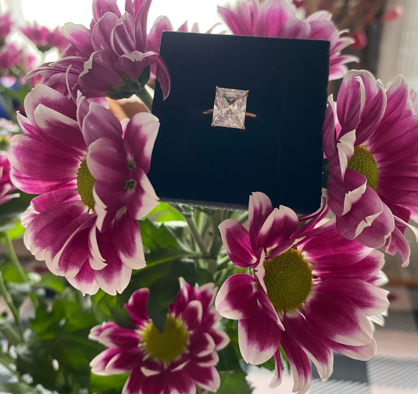 Customer photo review of Radiant Ring | 18K vergoldet