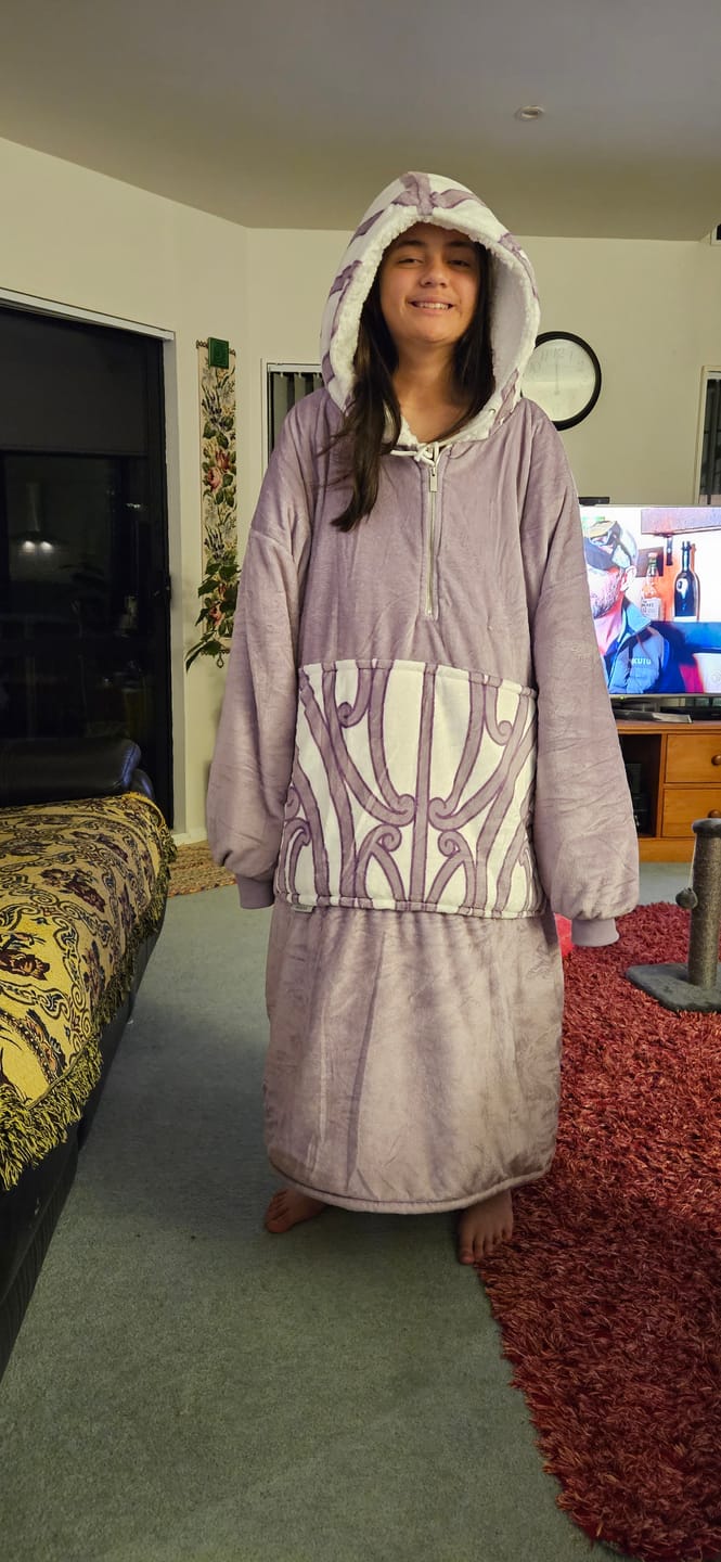 Customer photo review of EXTRA LONG ADULT BLANKET HOODIE - WAIPOROPORO