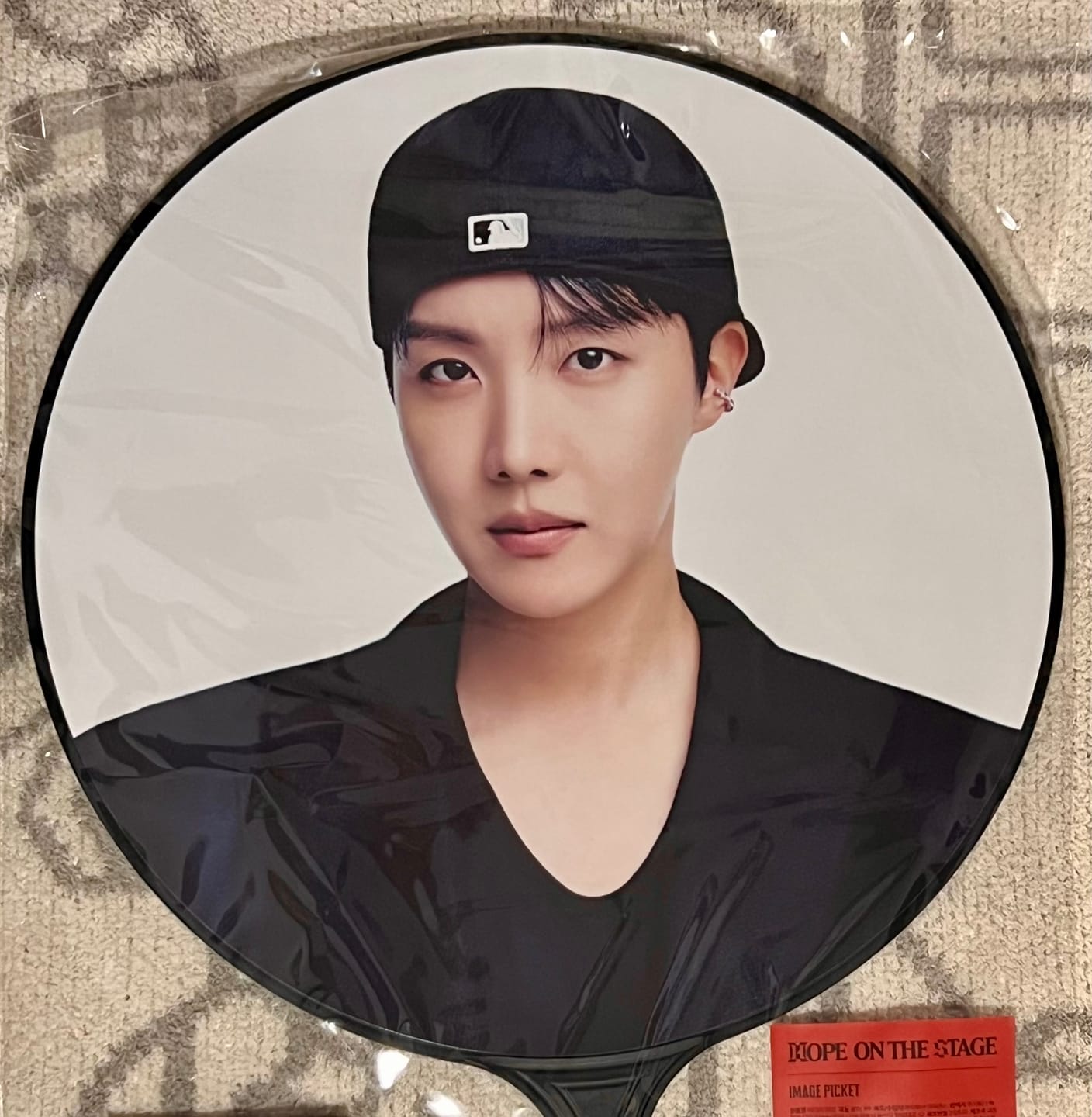Customer photo review of [2ND PRE-ORDER] BTS J-HOPE - HOPE ON THE STAGE OFFICIAL MD IMAGE PICKET