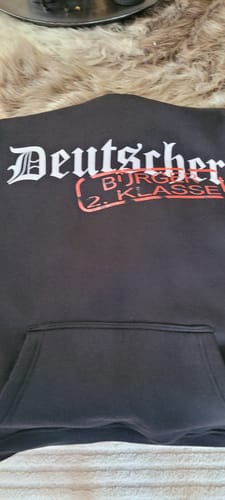 Customer photo review of Deutscher Jung Premium T-Shirt