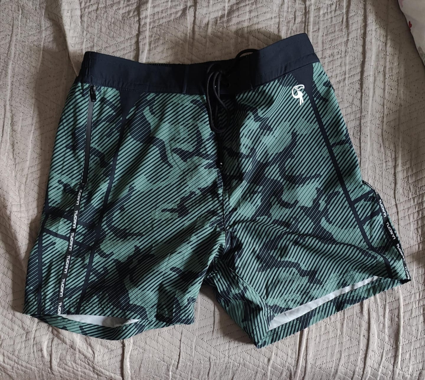 Customer photo review of Striped Green Camo - 5"
