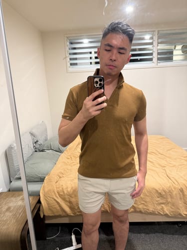 Customer photo review of Ultra-Stretch 5" Chino Shorts - Cream