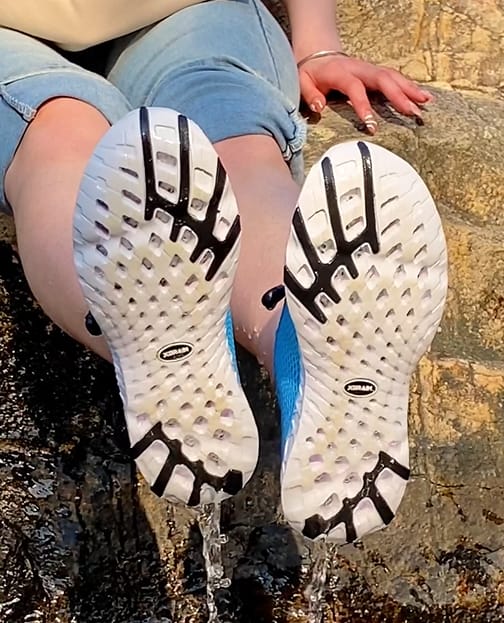 Customer photo review of Aleader Women's Xdrain Classic Knit 3.0 Water Shoes