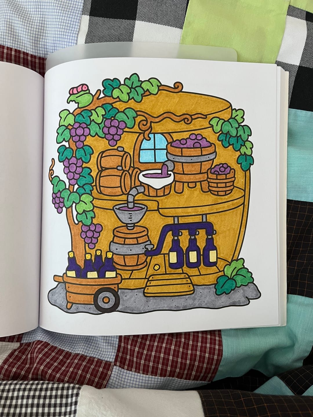 Customer photo review of Ohuhu Honolulu 24 Basic Colors Dual Tips Alcohol Art Markers