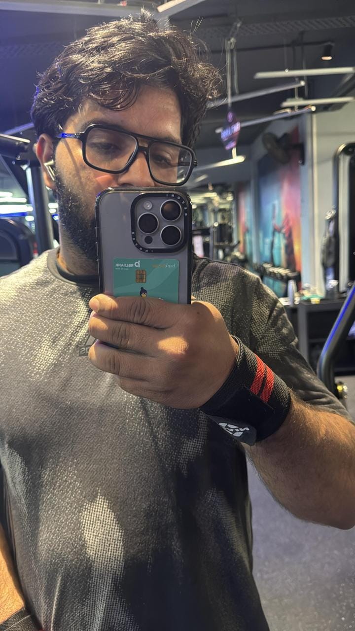 Customer photo review of Reverb 2.0 Impact MagSafe Clear Case