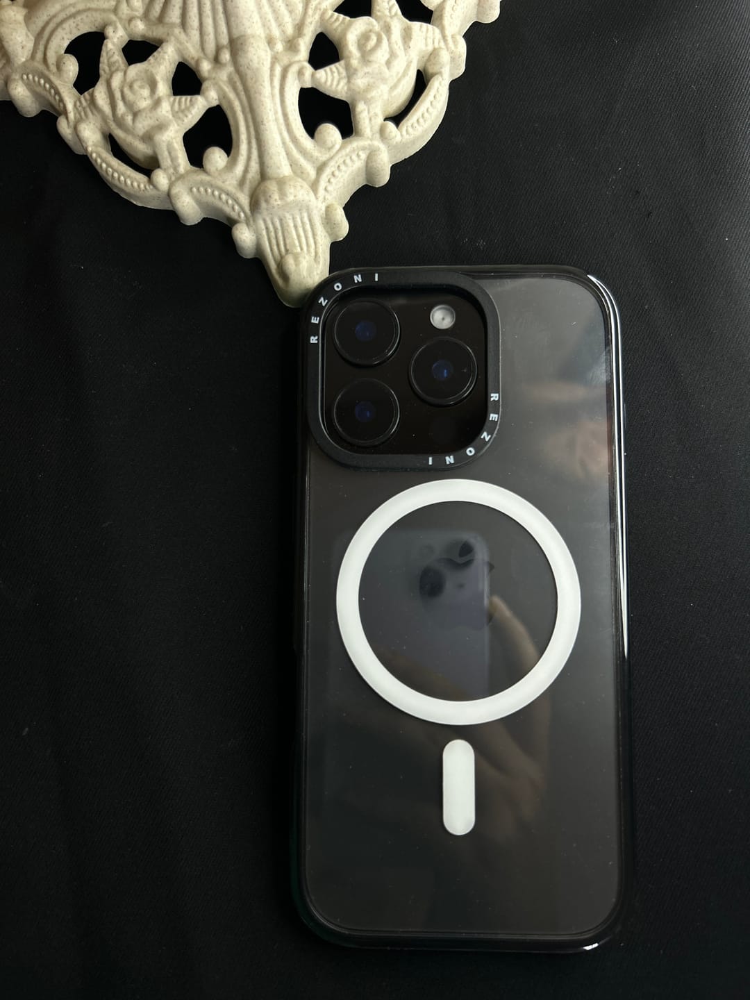 Customer photo review of Reverb 2.0 Impact MagSafe Clear Case